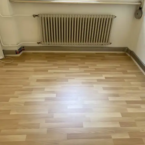 Dopo: Casa d'epoca a Lugano: vecchio solaio in legno rimosso e nuovo laminato posato